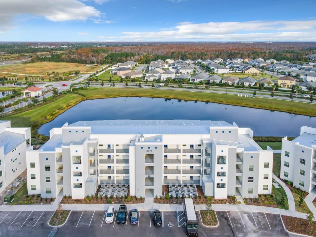 Gorgeous 2Br Lakeview Condo With Waterpark Kissimmee Eksteriør bilde