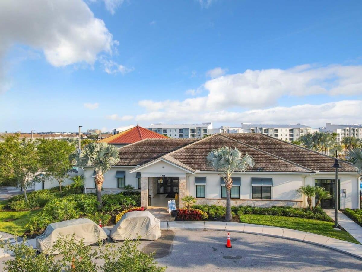 Gorgeous 2Br Lakeview Condo With Waterpark Kissimmee Eksteriør bilde