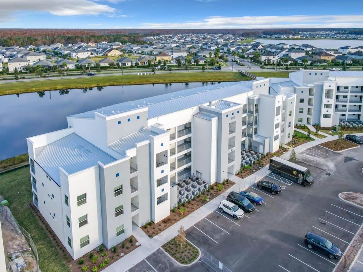 Gorgeous 2Br Lakeview Condo With Waterpark Kissimmee Eksteriør bilde